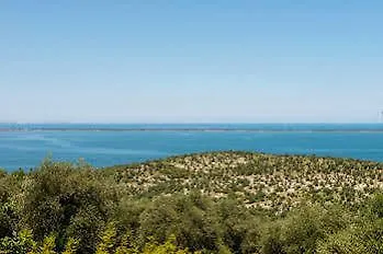Laguna Beach Village Foce Varano